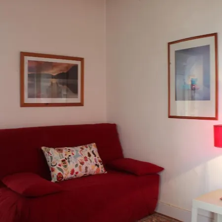 2 Personnes Proche De La Plage Apartmán *